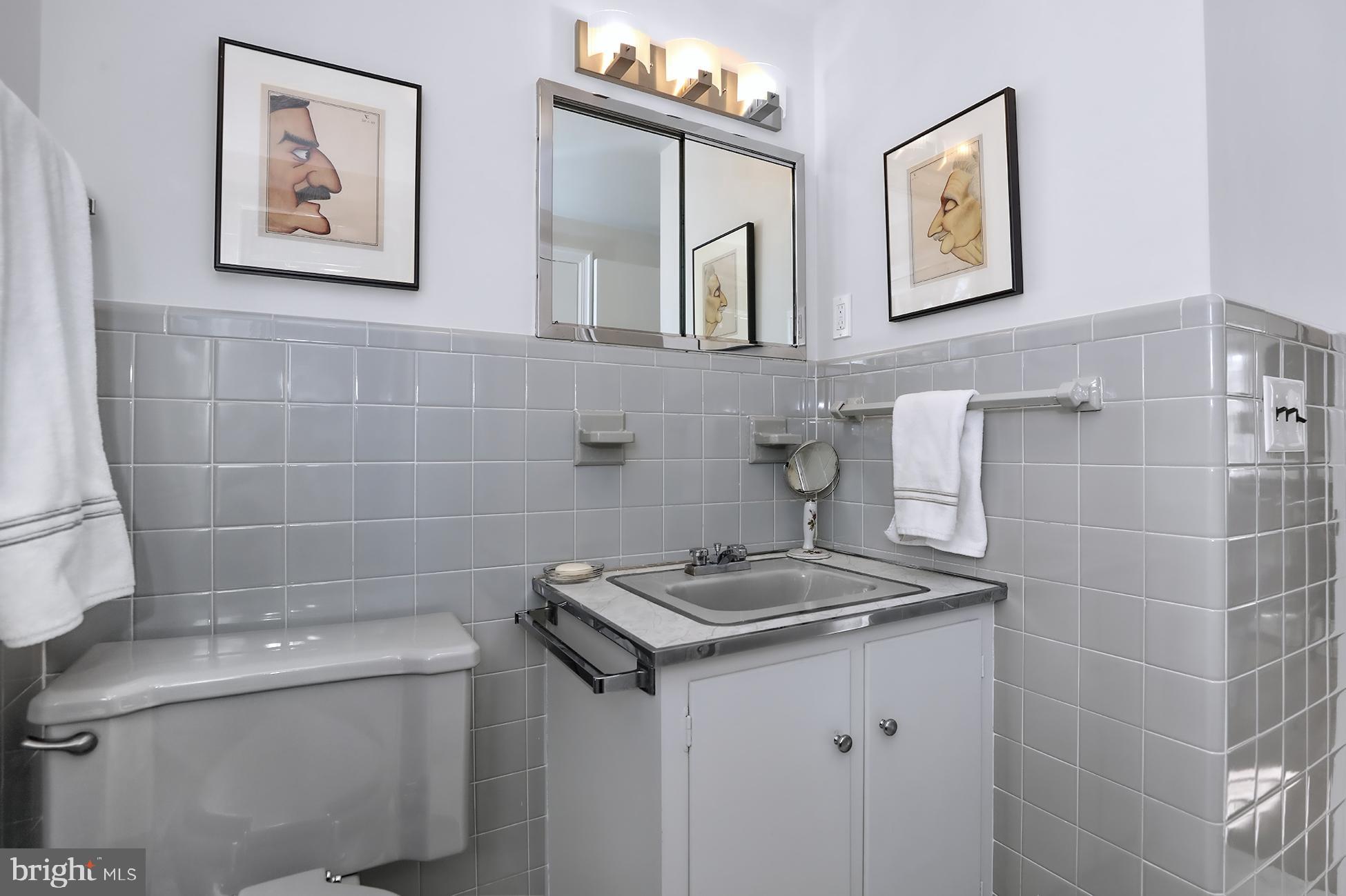 96 Hun Road Princeton, NJ 08540 - Photo 17 of 38 Master bathroom