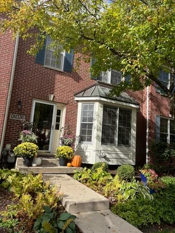 $2,900 | -n326 Baker Drive, Geneva, IL 60134