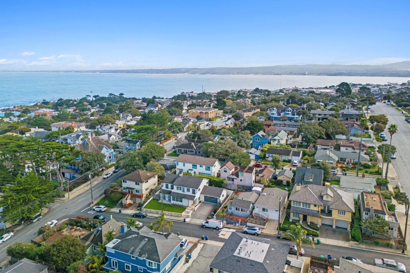 301 7th Street Pacific Grove, CA 93950 - Photo 42 of 44