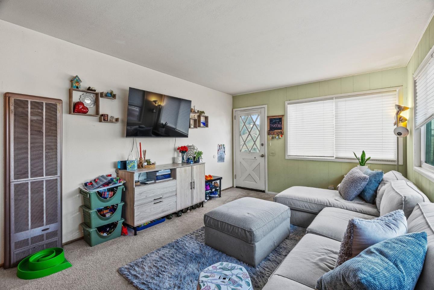 301 7th Street Pacific Grove, CA 93950 - Photo 7 of 44