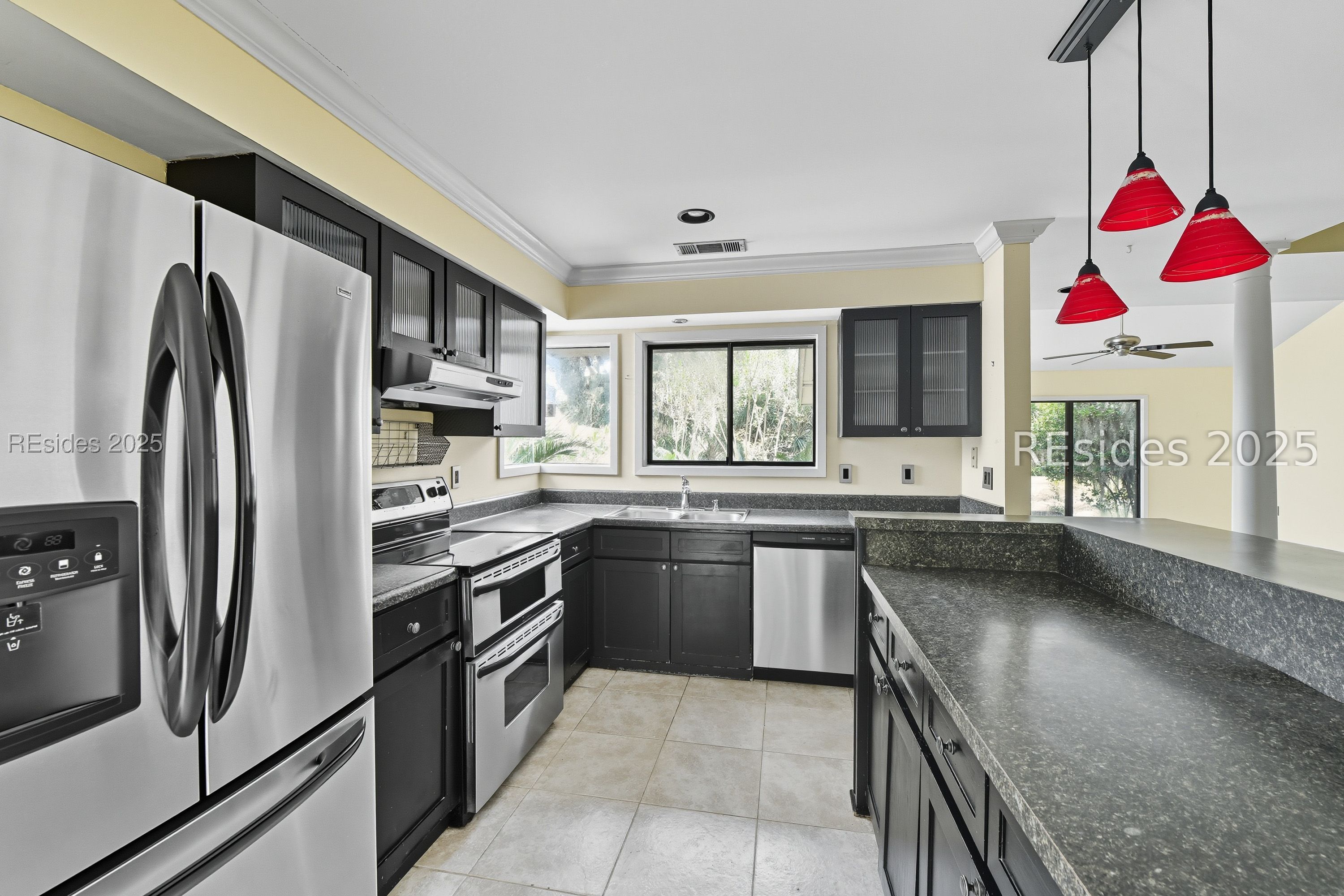 22 Stable Gate Road Hilton Head Island, SC 29926 - Photo 12 of 45