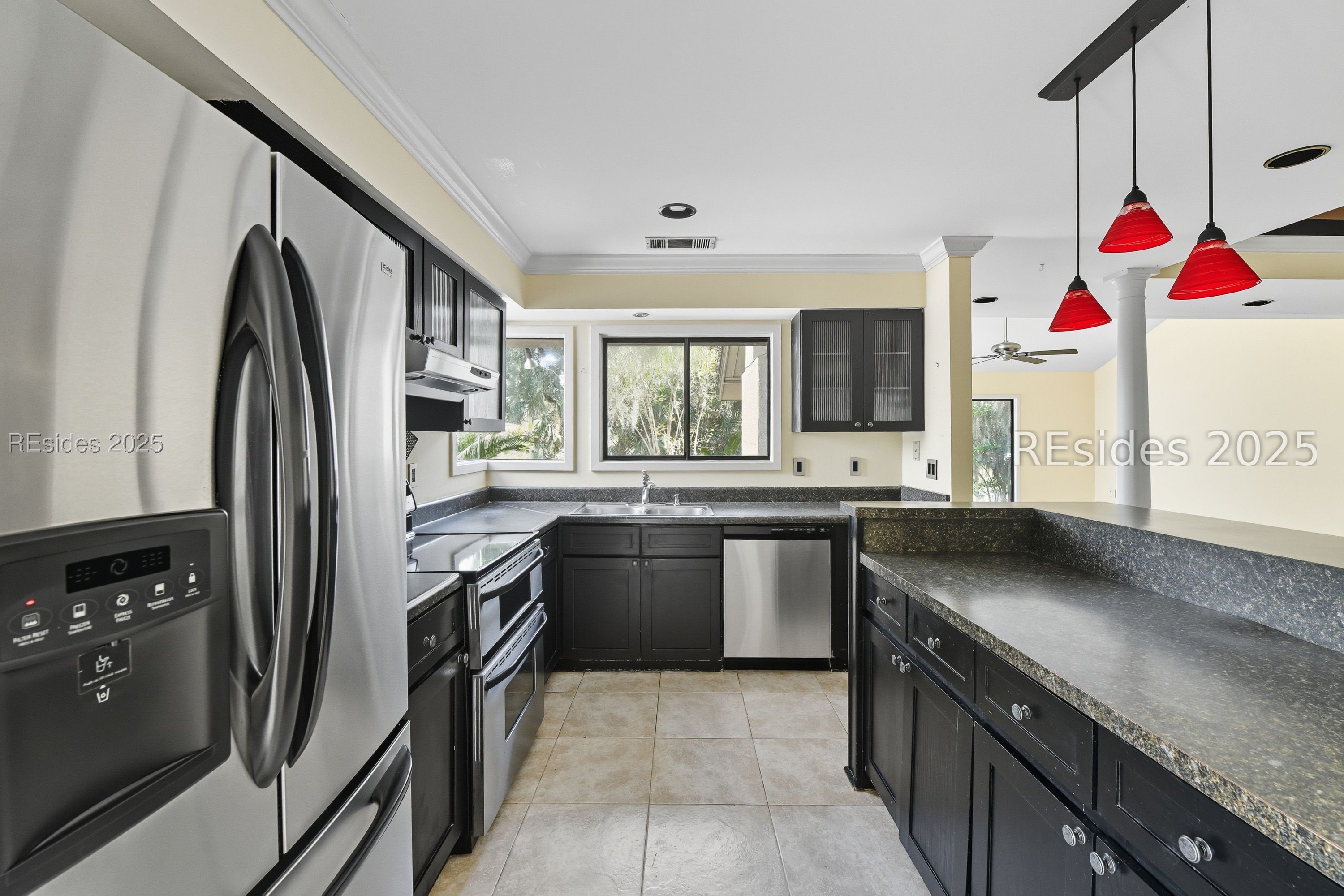 22 Stable Gate Road Hilton Head Island, SC 29926 - Photo 13 of 45