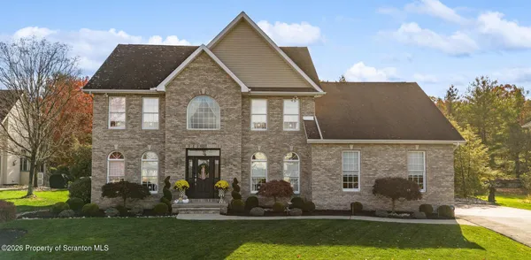 $675,000 | 9 Oneill Drive, Moosic, PA 18507