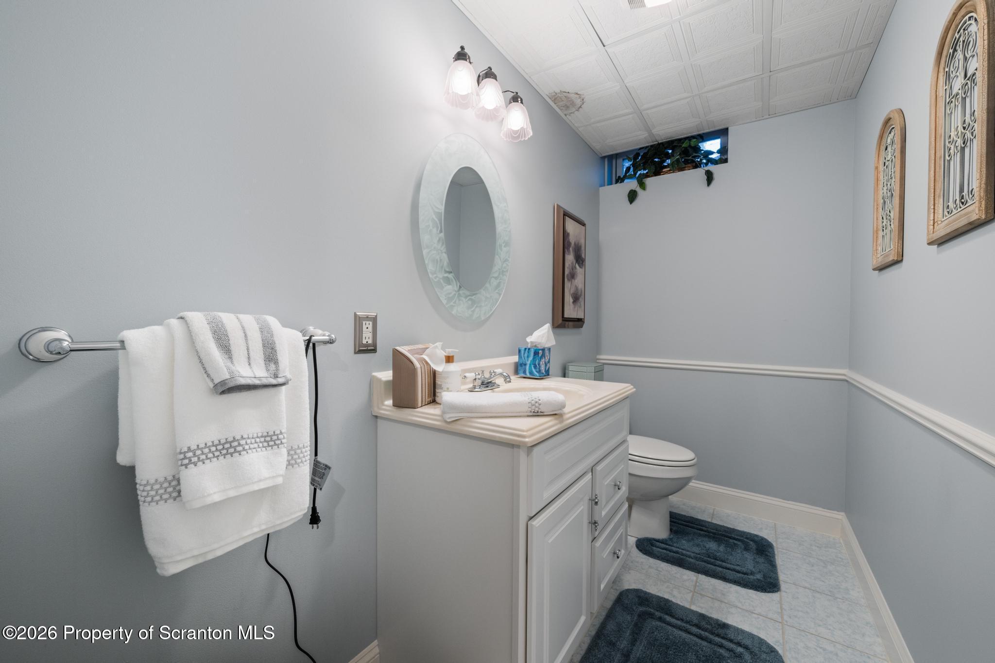 9 Oneill Drive Moosic, PA 18507 - Photo 13 of 25 DSC_9970-2