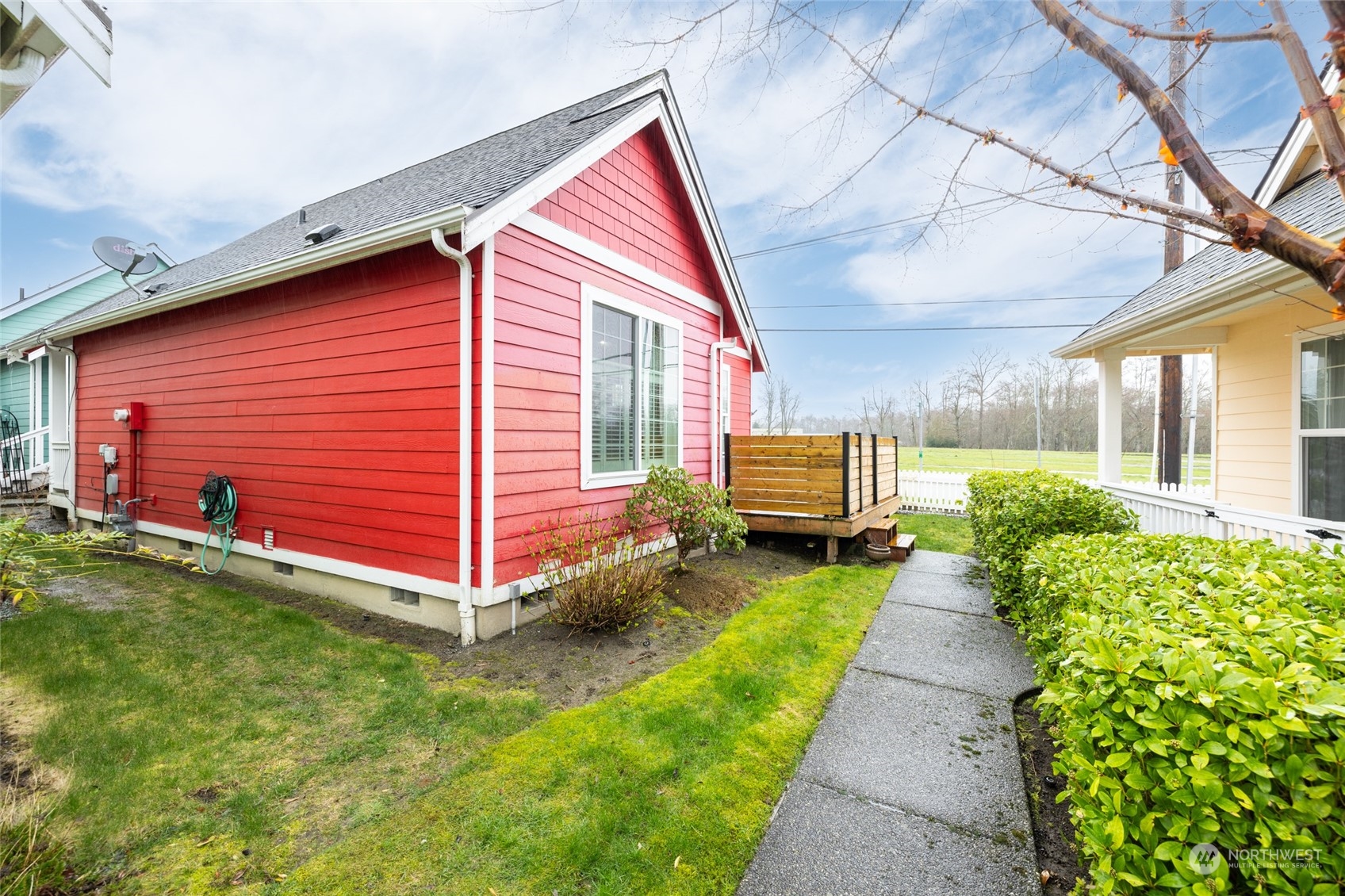 1505 Wildflower Way Sedro-Woolley, WA 98284 - Photo 23 of 24 a view of a back yard of the house