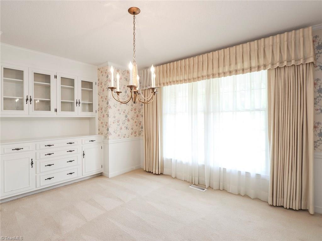 1505 Coventry Road High Point, NC 27262 - Photo 12 of 29 Gallery Image 12
