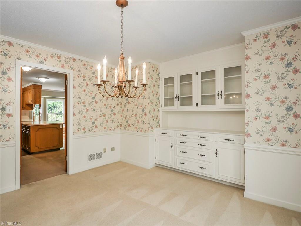 1505 Coventry Road High Point, NC 27262 - Photo 13 of 29 Gallery Image 13