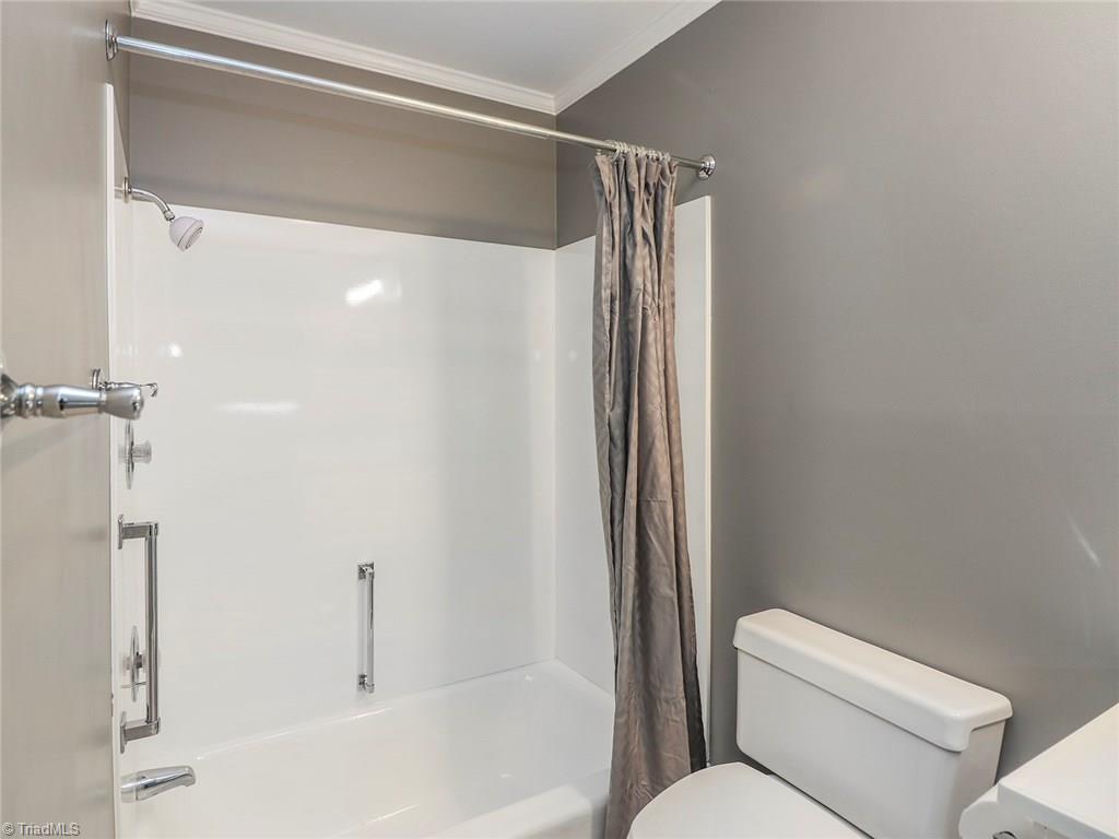 1505 Coventry Road High Point, NC 27262 - Photo 24 of 29 Gallery Image 24