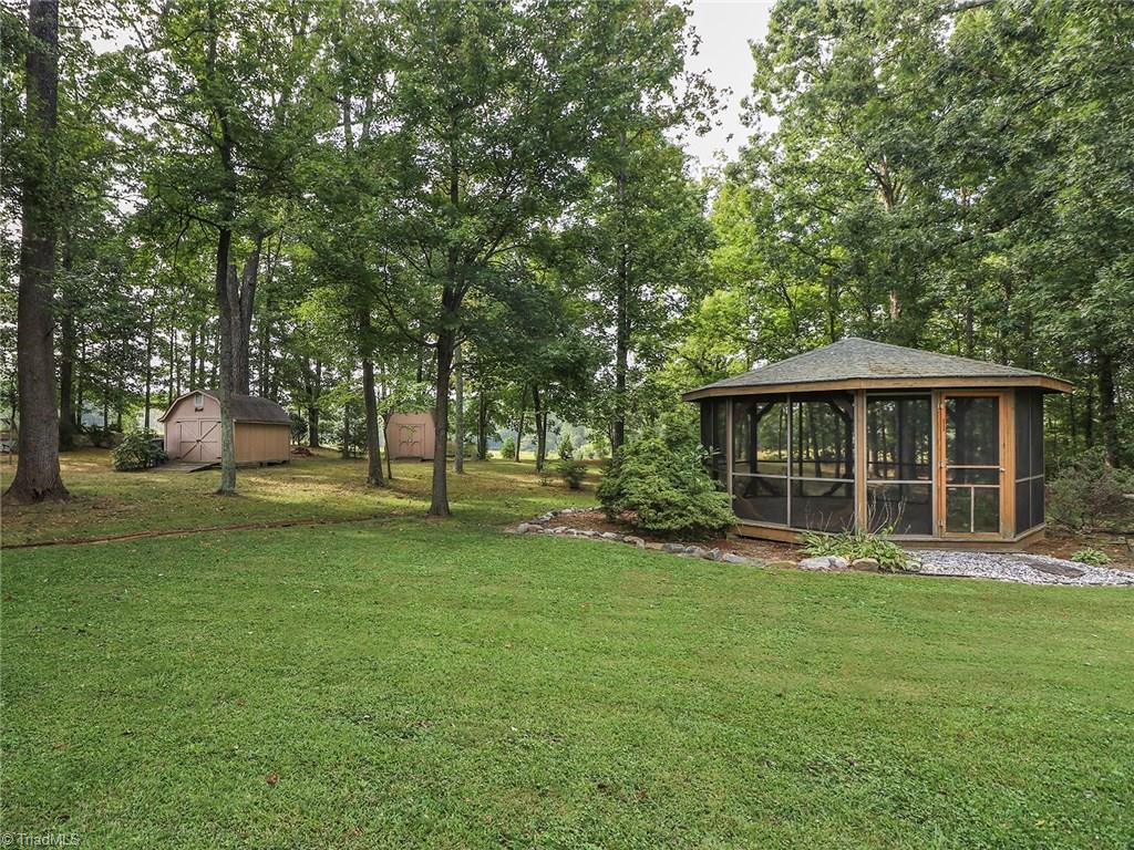 1505 Coventry Road High Point, NC 27262 - Photo 27 of 29 Gallery Image 27