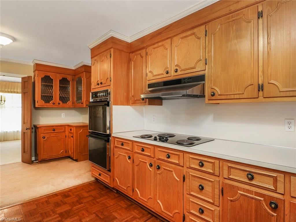 1505 Coventry Road High Point, NC 27262 - Photo 7 of 29 Gallery Image 7