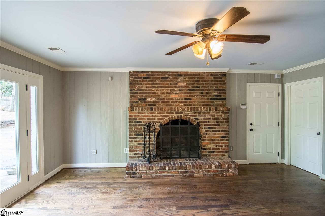 521 Wembley Road Greenville, SC 29607 - Photo 8 of 30 Gallery Image 8