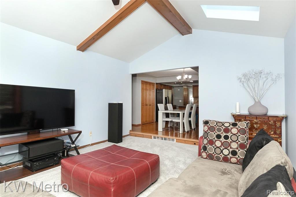 869 Timberline Drive Rochester Hills, MI 48309 - Photo 17 of 43