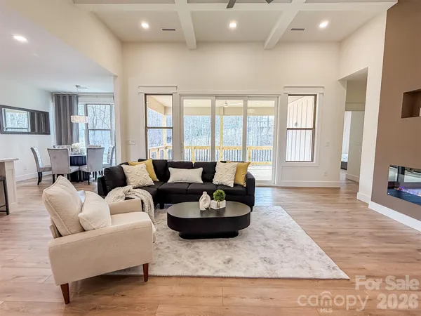 $630,000 | 1322 Kensington Circle, Newton, NC 28658