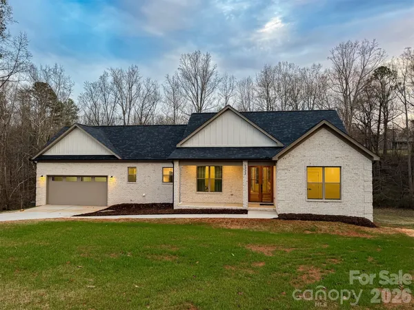 $630,000 | 1322 Kensington Circle, Newton, NC 28658