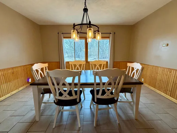 $190,000 | 221 Spencer Street, Dundee, MN 56131