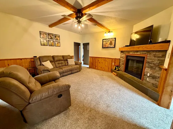 $190,000 | 221 Spencer Street, Dundee, MN 56131