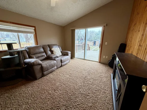 $190,000 | 221 Spencer Street, Dundee, MN 56131