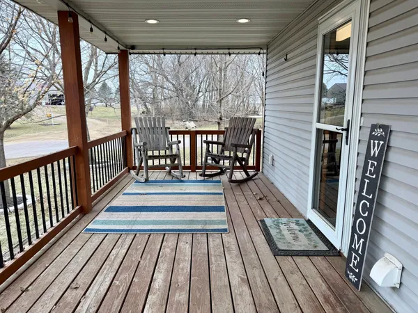 $190,000 | 221 Spencer Street, Dundee, MN 56131