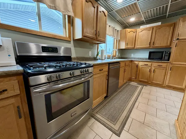 $190,000 | 221 Spencer Street, Dundee, MN 56131