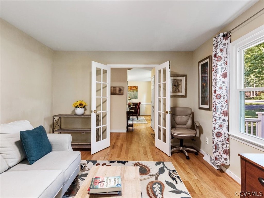 480 Eastman Road Chesterfield, VA 23236 - Photo 3 of 35 Stepping inside you’ll be greeted by the private l