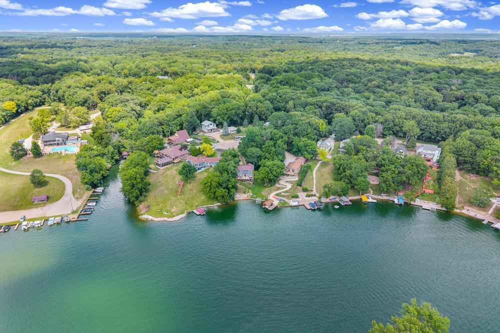 6 Barbados Court Putnam, IL 61560 - Photo 36 of 45 a view of a lake with a mountain