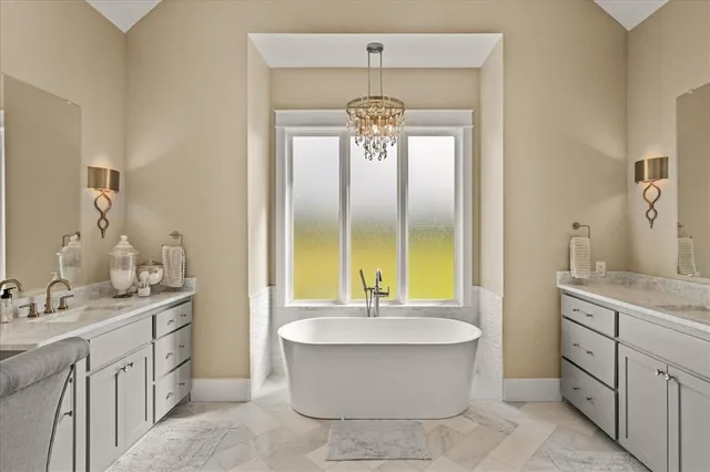 $2,490,000 | 1284 County Road 4940, Leonard, TX 75452