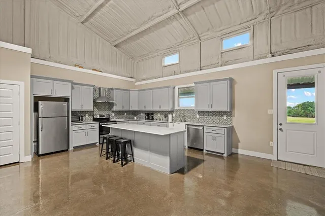 $2,490,000 | 1284 County Road 4940, Leonard, TX 75452