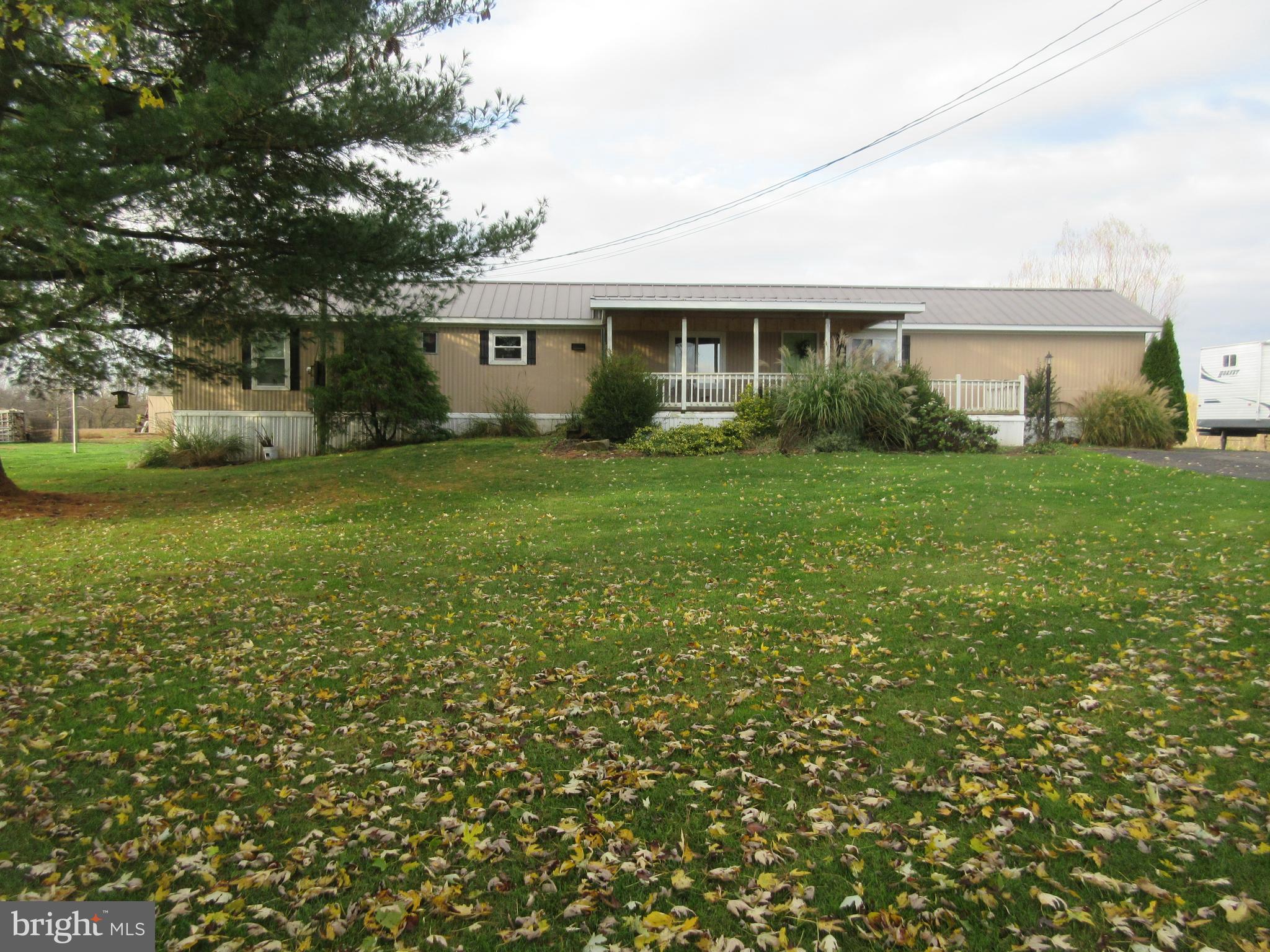 1762 Lebanon Road Manheim, PA 17545 - Photo 3 of 22