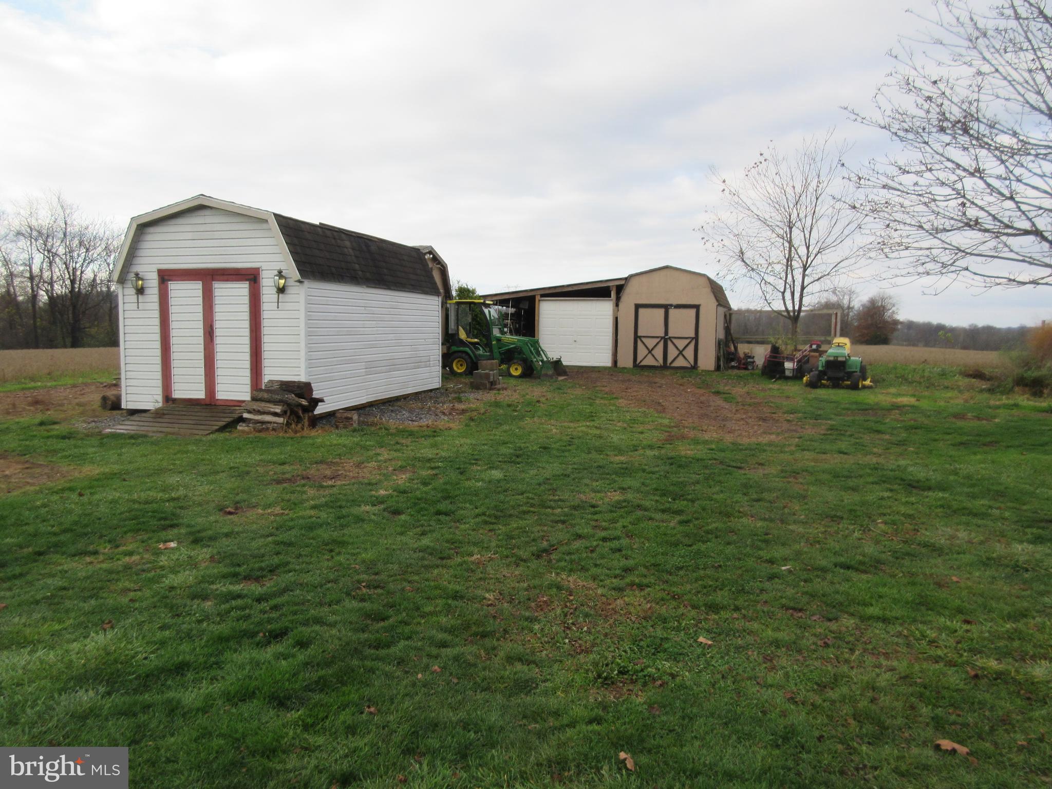 1762 Lebanon Road Manheim, PA 17545 - Photo 8 of 22