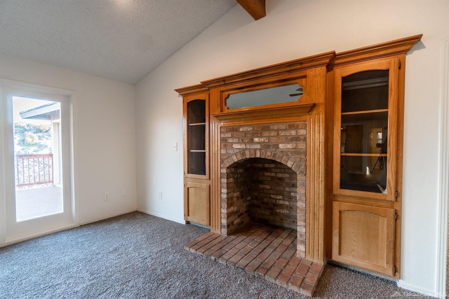 26101 Cumberland Road Tehachapi, CA 93561 - Photo 13 of 58 Gallery Image 13