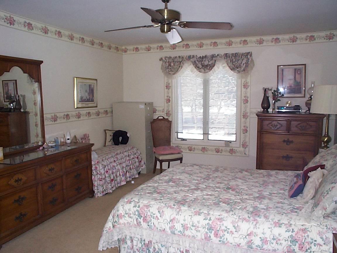 1935 River Road, Unit 7 St. Clair, MI 48079 - Photo 21 of 27 31227127-20.JPG