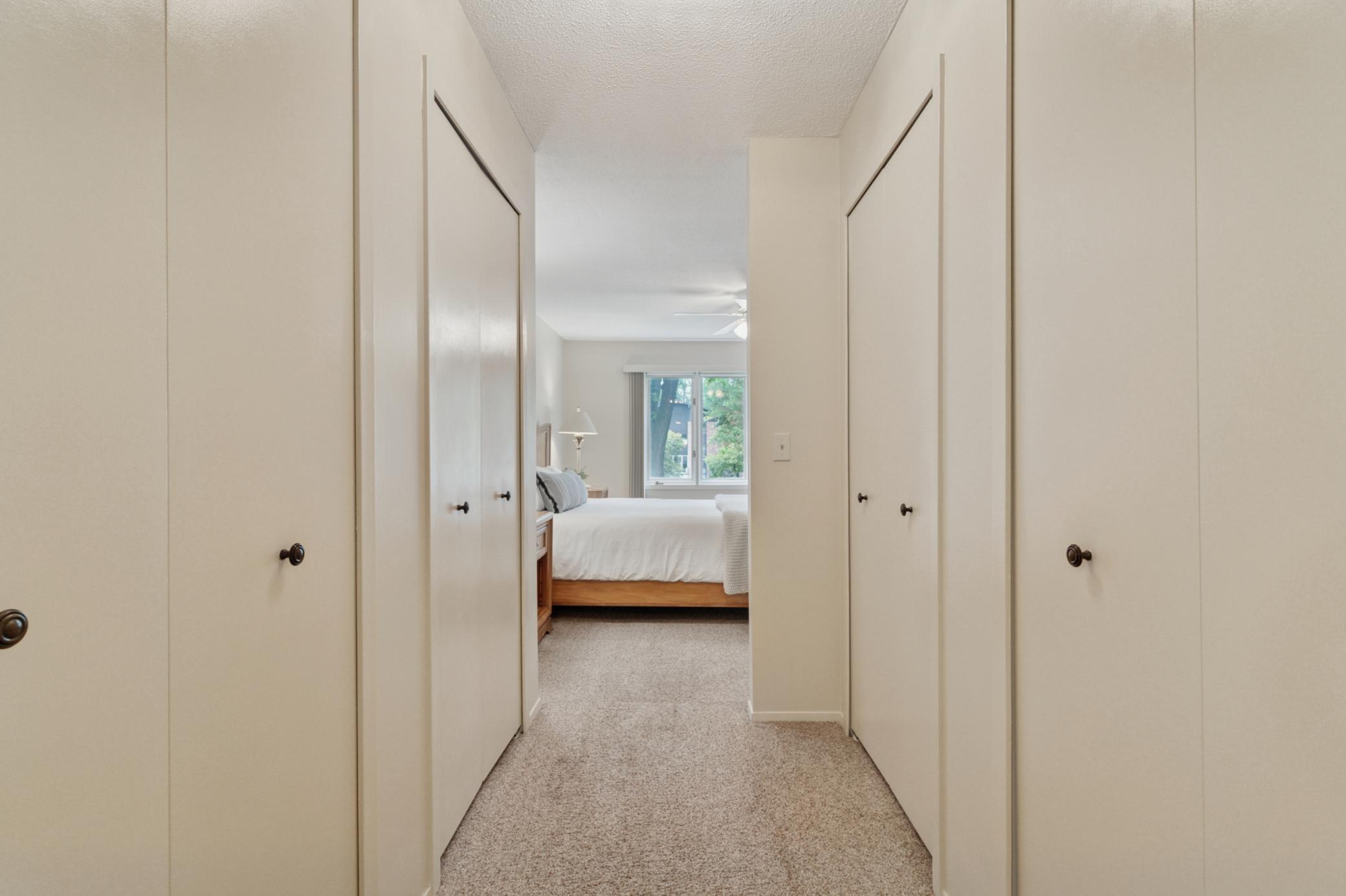 3412 Oak Ridge Road, Unit 211 Hopkins, MN 55305 - Photo 27 of 41