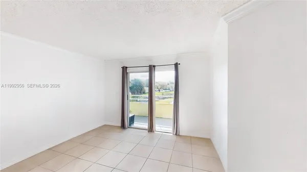 $328,000 | 10765 Southwest 108th Avenue, Unit 208, Miami, FL 33176