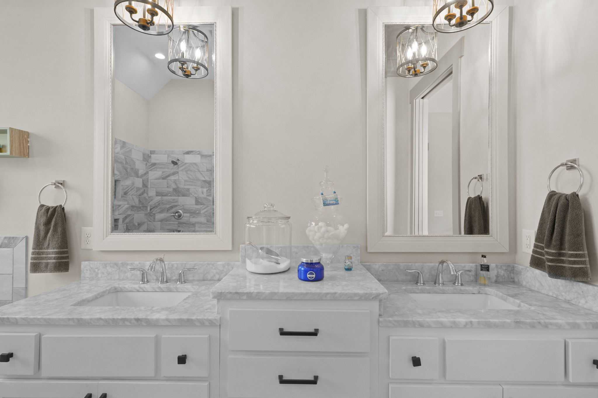 8417 Pine Ridge Road Ooltewah, TN 37363 - Photo 19 of 28 a bathroom with a sink and a mirror