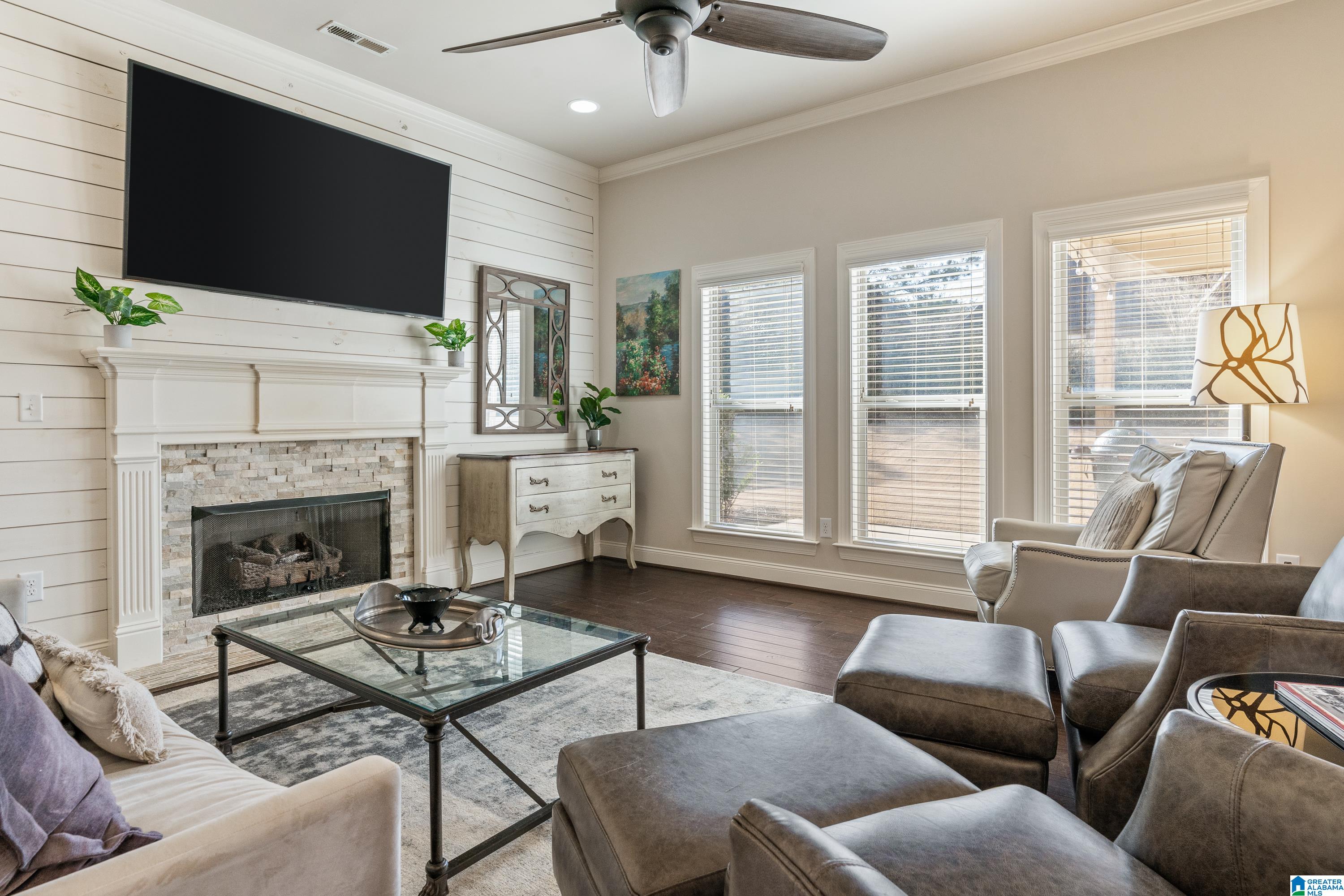 347 Strathaven Circle Pelham, AL 35124 - Photo 6 of 51