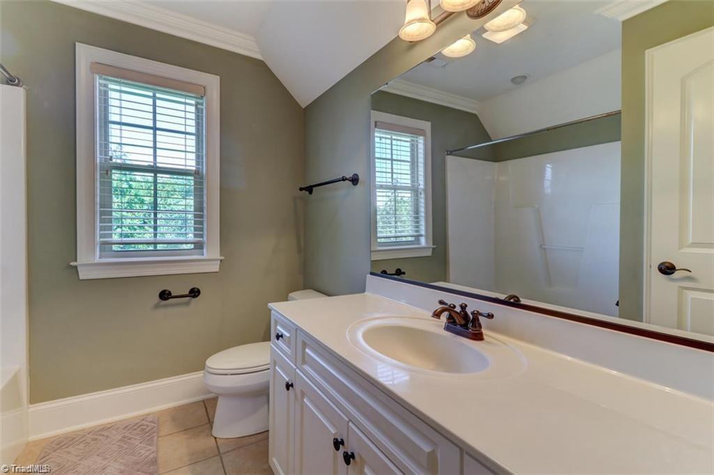 4910 Fox Chase Road Greensboro, NC 27410 - Photo 16 of 19