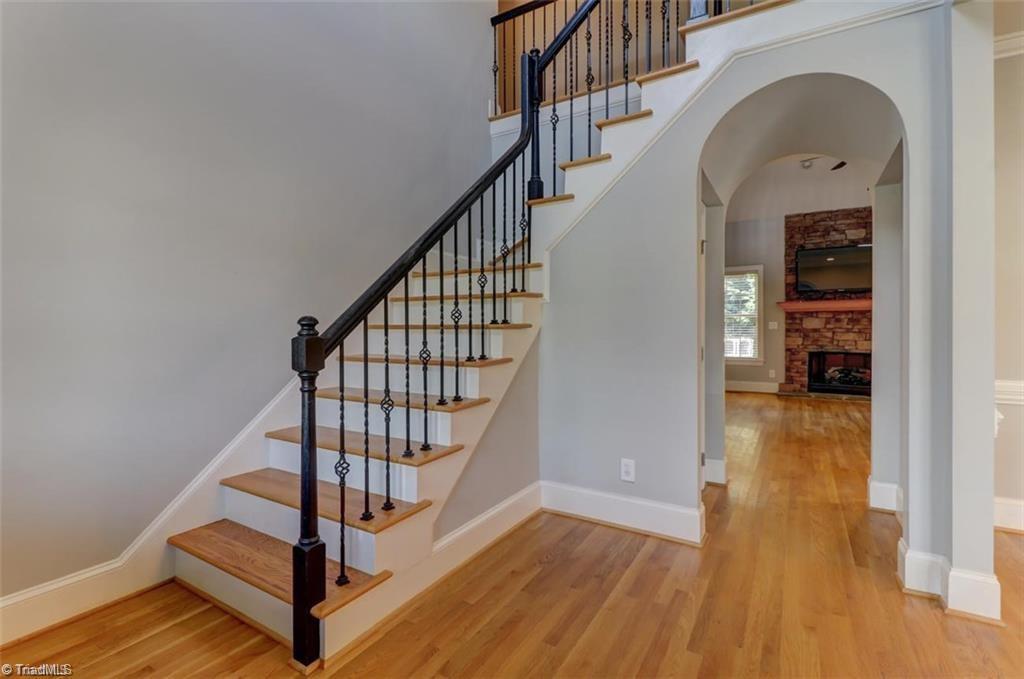 4910 Fox Chase Road Greensboro, NC 27410 - Photo 4 of 19