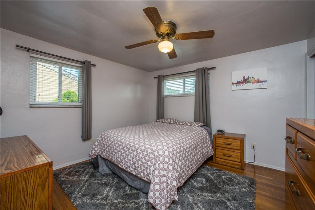 757 Lindsay Road Carnegie, PA 15106 - Photo 14 of 25 Gallery Image 14