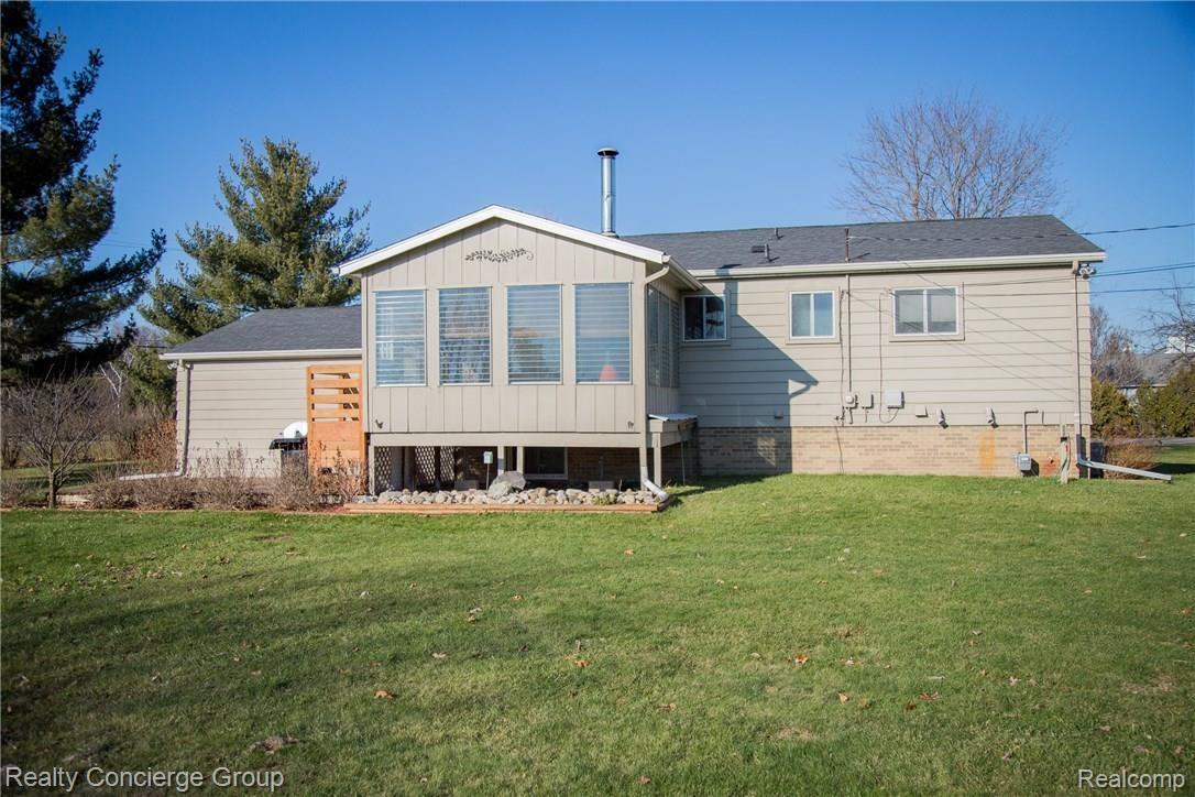 4300 Swarthout Road Pinckney, MI 48169 - Photo 24 of 26 Swart-107.jpg