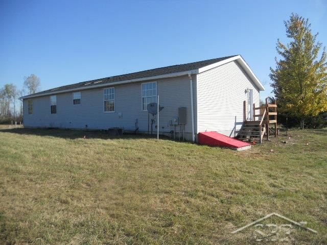 22280 Gratiot Road Merrill, MI 48637 - Photo 23 of 27 31334249-22.JPG