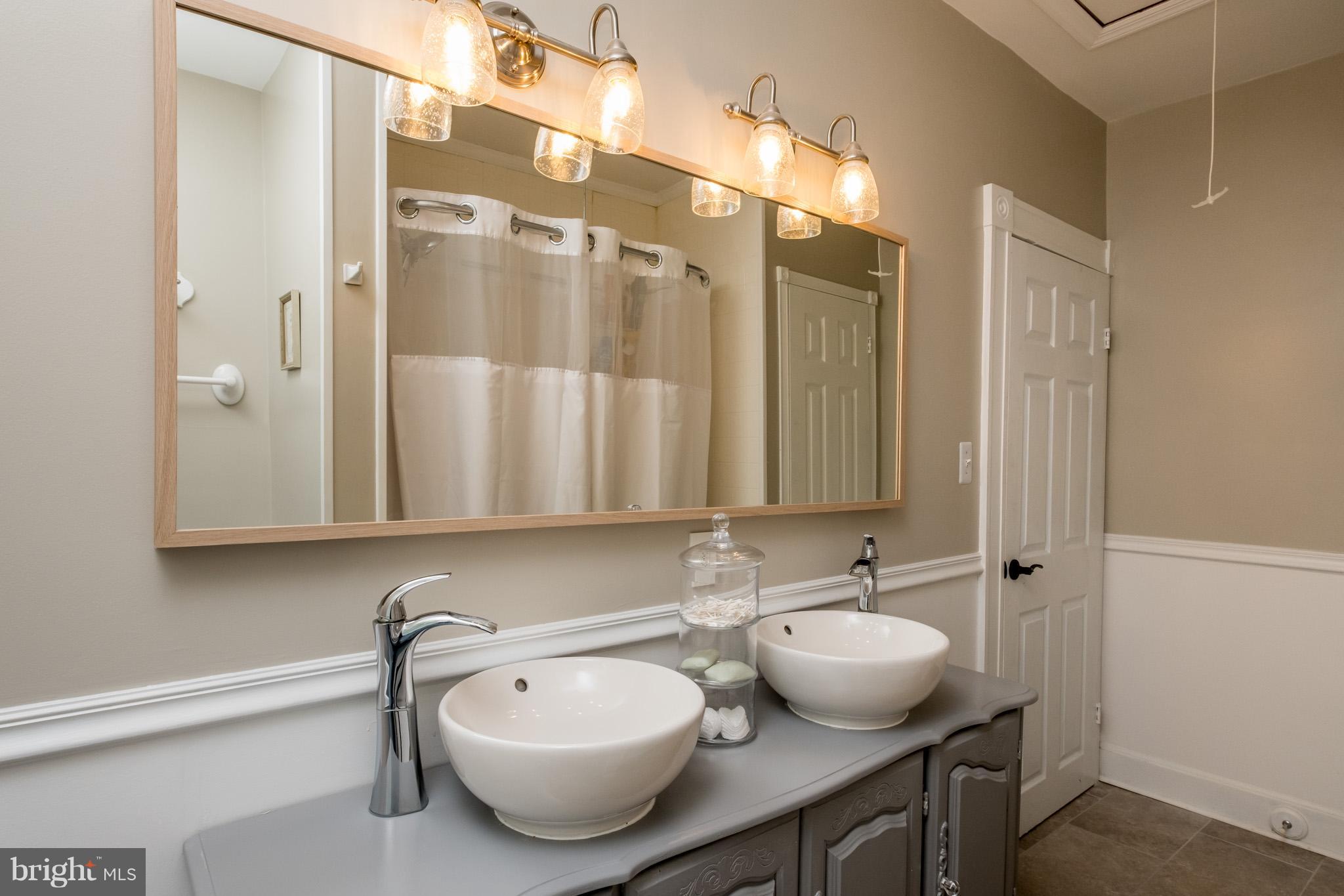 435 Hawthorne Road Linthicum Heights, MD 21090 - Photo 22 of 30 Bathroom 2 Vanity