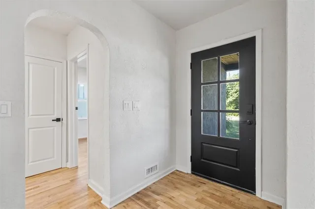 $260,000 | 10501 East 35th Street South, Independence, MO 64052