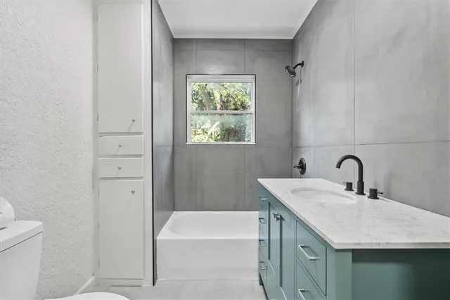 $260,000 | 10501 East 35th Street South, Independence, MO 64052