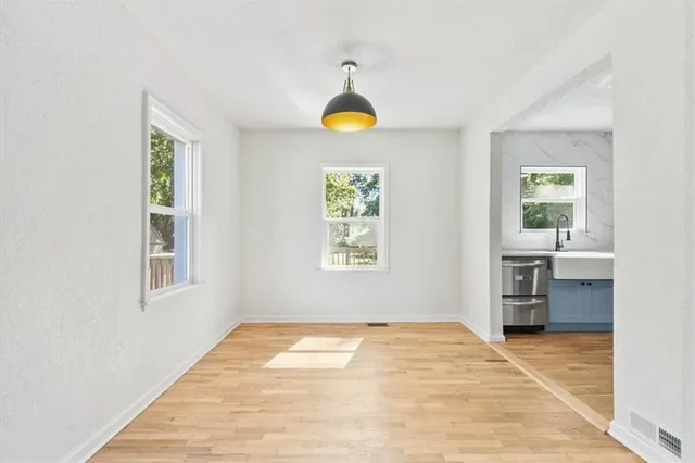 $260,000 | 10501 East 35th Street South, Independence, MO 64052