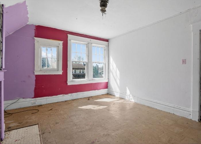 1156 Pemberton Street Pittsburgh, PA 15212 - Photo 18 of 20 a view of an empty room with a window