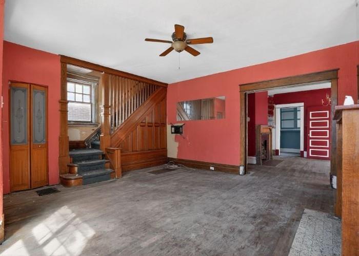 1156 Pemberton Street Pittsburgh, PA 15212 - Photo 9 of 20 a view of livingroom with hardwood floor and a ceiling fan