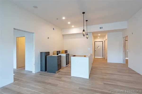 $545,000 | 700 Pershing Drive, Unit 108, Camdenton, MO 65020