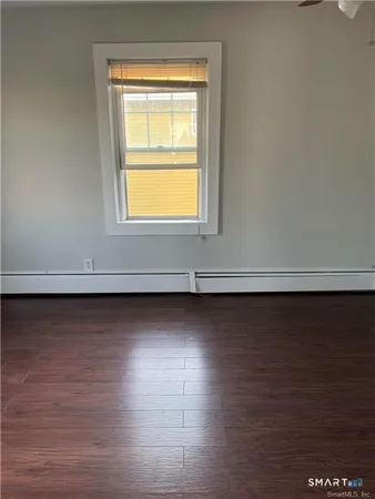 $2,400 | 104 Palmer Avenue, Unit 2, Stamford, CT 06902