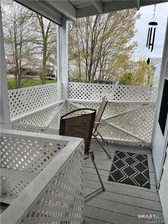 $2,400 | 104 Palmer Avenue, Unit 2, Stamford, CT 06902