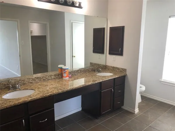 $2,200 | 5718 Silas Creek Court, Sugar Land, TX 77479